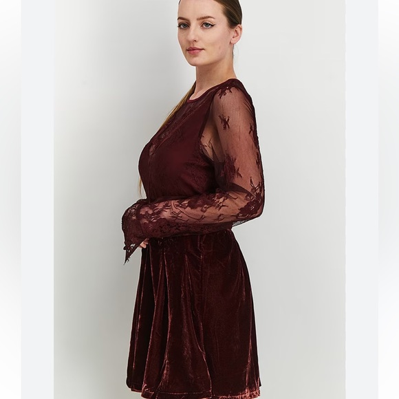 NWT free people lace and velvet burgundy dress. - Picture 4 of 9